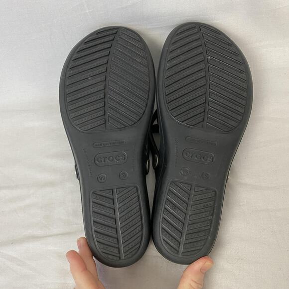 Crocs Sandals Womens Size 9 Black Sanrah Wedge Flip Flop Thong Ring Comfort - Picture 10 of 12